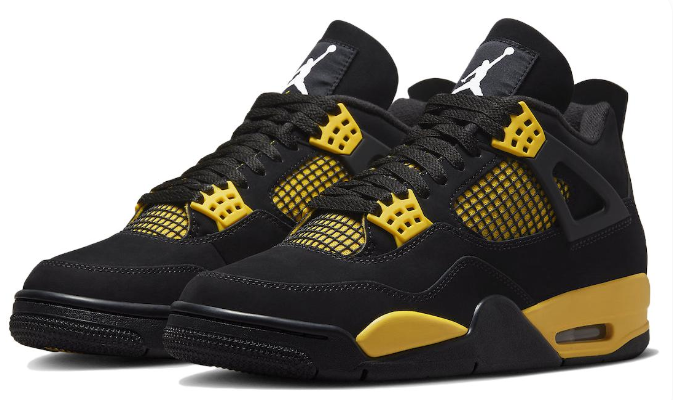 Air Jordan 4 Retro 'Thunder' | Voltage Hours | DH6927-017