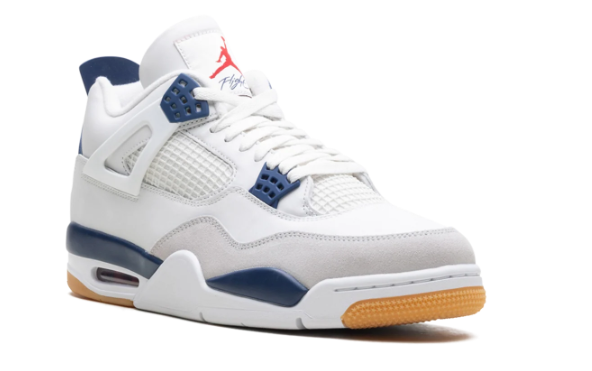 Air Jordan 4 x Nike SB 'Navy' | Blue Hour Session | DR5415-100